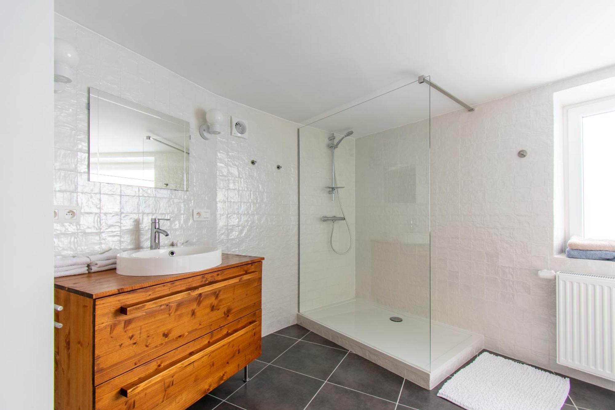 Maro Appartments Ieper Bagian luar foto