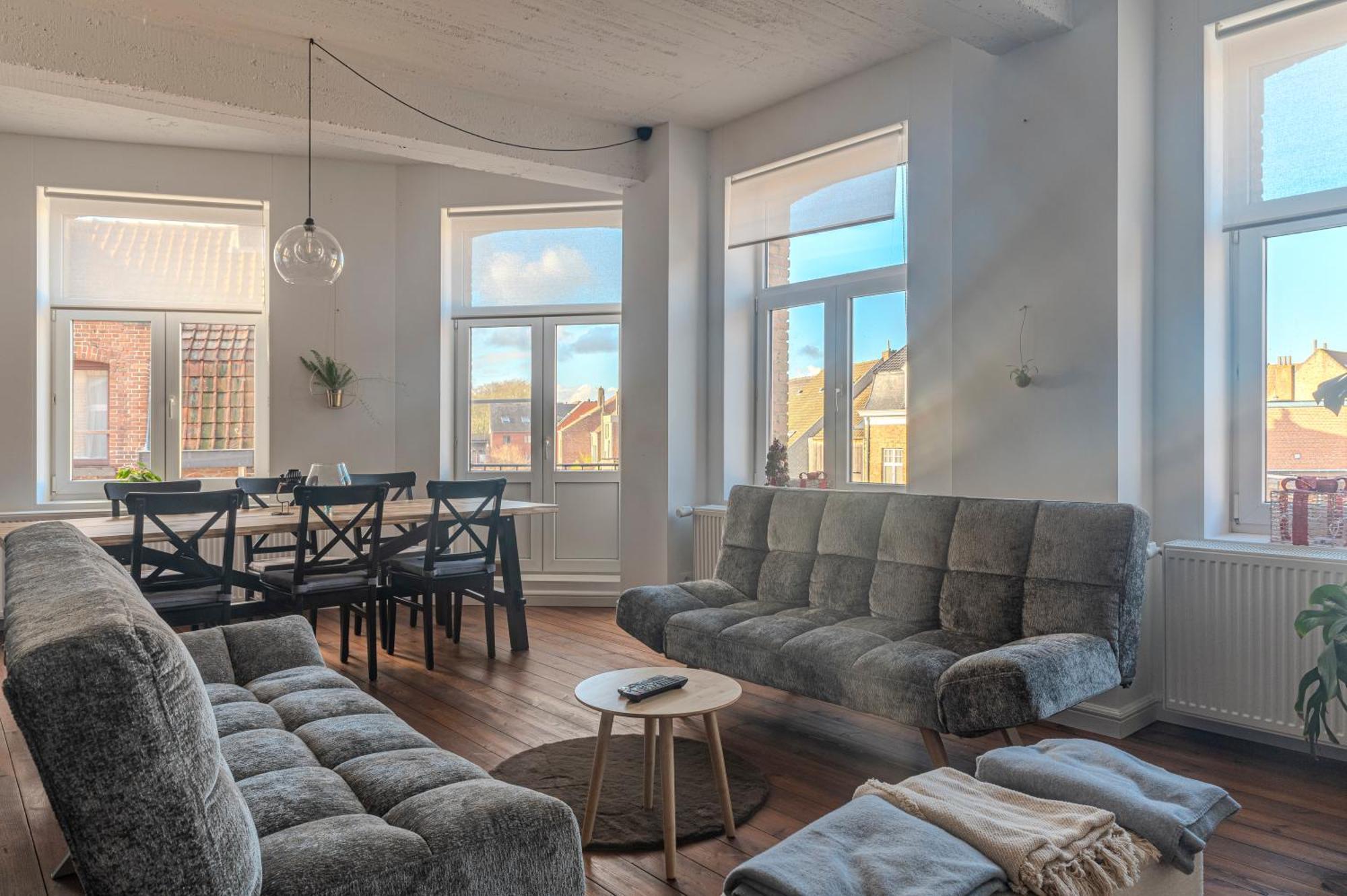 Maro Appartments Ieper Bagian luar foto